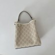 Borsa a secchiello piccola Gucci GG Emblem 815118 Bianca