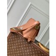 Borsa a tracolla LV Low Key Messenger M26532 Marrone