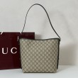 Replica Perfetta a tracolla piccola Gucci GG Emblem 848881 GG Nero