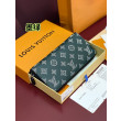 Pari all'originale replica di alta qualità LV M27178 Portafoglio orizzontale Zippy Verde Pari all'originale replica di alta qualità LV M27178 Portafoglio orizzontale Zippy Verde