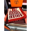 Fazzoletto Hermès in cashmere e seta Ondsdemarch 140 rosso