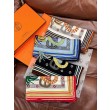 Foulard quadrato in velluto intrecciato a mano Hermès, 140 nero