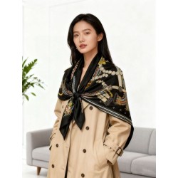 Foulard quadrato in velluto intrecciato a mano Hermès, 140 nero