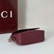 Gucci 847448 Borsa a tracolla piccola GG Emblem Bordeaux