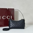 Gucci 847450 Borsa a tracolla piccola GG Emblem Nero