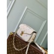 LV M25682 Borsa a tracolla Pochette Métis East West