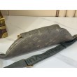 LV m26933 Marsupio Rush da uomo Verde