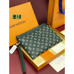 LV Pochette Pochette da viaggio M81570 Verde