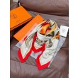Qualità superiore replica Scialle Hermès reversibile in velluto tono su tono con finimenti per cavalli stile balestra 135 Rosso