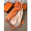 Qualità superiore replica Scialle reversibile classico in cashmere bicolore Hermès 70 x 200 Arancione Qualità superiore replica Scialle reversibile classico in cashmere bicolore Hermès 70 x 200 Arancione