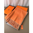 Qualità superiore replica Scialle reversibile classico in cashmere bicolore Hermès 70 x 200 Arancione Qualità superiore replica Scialle reversibile classico in cashmere bicolore Hermès 70 x 200 Arancione