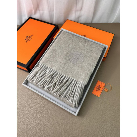 Scialle reversibile classico in cashmere bicolore Hermès 70 x 200 Grigio Scialle reversibile classico in cashmere bicolore Hermès 70 x 200 Grigio