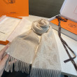 Alta gamma replica Sciarpa classica reversibile in lana d'agnello Hermès 35 x 200 Alta gamma replica Sciarpa classica reversibile in lana d'agnello Hermès 35 x 200