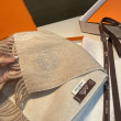 Alta gamma replica Sciarpa classica reversibile in lana d'agnello Hermès 35 x 200 Alta gamma replica Sciarpa classica reversibile in lana d'agnello Hermès 35 x 200