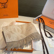 Alta gamma replica Sciarpa classica reversibile in lana d'agnello Hermès 35 x 200 Alta gamma replica Sciarpa classica reversibile in lana d'agnello Hermès 35 x 200