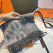 Sciarpa classica reversibile in lana d'agnello Hermès 35 x 200 Grigio Sciarpa classica reversibile in lana d'agnello Hermès 35 x 200 Grigio
