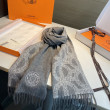 Sciarpa classica reversibile in lana d'agnello Hermès 35 x 200 Grigio Sciarpa classica reversibile in lana d'agnello Hermès 35 x 200 Grigio