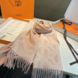 Sciarpa classica reversibile in lana d'agnello Hermès 35 x 200 Rosa Sciarpa classica reversibile in lana d'agnello Hermès 35 x 200 Rosa