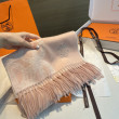 Sciarpa classica reversibile in lana d'agnello Hermès 35 x 200 Rosa Sciarpa classica reversibile in lana d'agnello Hermès 35 x 200 Rosa