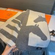 Pari all'originale replica Sciarpa Hermès Horse in cashmere 30 x 140 cm Grigio