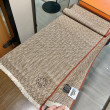 Sciarpa in lana a spina di pesce Hermès 36 x 200 cm Sciarpa in lana a spina di pesce Hermès 36 x 200 cm