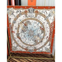 Sciarpa in seta Hermès Starry Night Chorus e fazzoletto quadrato in cashmere 140