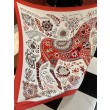 Pari all'originale replica Sciarpa quadrata reversibile in velluto colorato Hermès 140 cm Rosso