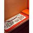 Pari all'originale replica Sciarpa quadrata reversibile in velluto colorato Hermès 140 cm Rosso