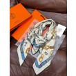 Qualità superiore replica Sciarpa reversibile in cashmere Hermès con motivo a cavallo che salta 140 Blu