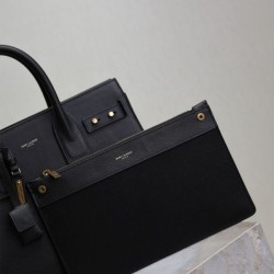 Replica Borsa tote Sac De Jour piccola/media/grande YSL Saint Laurent nera hardware dorato Imitazioni Replica qualità specchio Borsa tote Sac De Jour piccola/media/grande YSL Saint Laurent nera hardware dorato