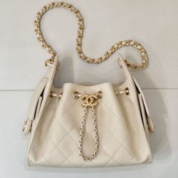 Replica qualità specchio Borsa hobo piccola Chanel 25 AS5631 Albicocca
