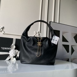 Replica qualità specchio Borsa hobo grande Chanel con finiture metallo dorato AS5967 Nero