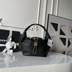 Replica qualità specchio Bora Pari all'originale replica hobo Chanel con finiture metallo dorato AS5976 Nero