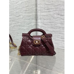 Borsa Dior Jolie Top Handle Mini Cannage Chain bordeaux