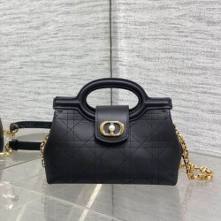 Replica Borsa a mano Dior Jolie Top Handle Mini Chain nera Imitazioni Replica qualità specchio Borsa a mano Dior Jolie Top Handle Mini Chain nera