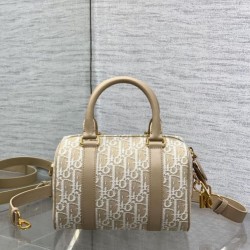 Replica Borsa Dior Groove 20 in tela jacquard Dior Oblique beige Imitazioni Replica qualità specchio Borsa Dior Groove 20 in tela jacquard Dior Oblique beige