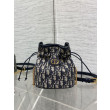 Borse Replica Alta Qualità a secchiello Dior 30 Montaigne Mini Dior Oblique jacquard con coulisse Blu Borse Replica Alta Qualità a secchiello Dior 30 Montaigne Mini Dior Oblique jacquard con coulisse Blu