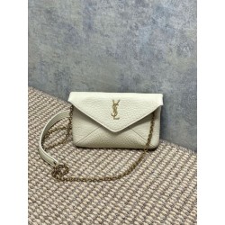 Borse Firmate Replica a tracolla classica Calypso Mini YSL Saint Laurent con catena Beige