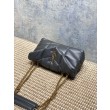 Borsa a tracolla YSL Saint Laurent Mini Loulou Puffer Grigio urbano