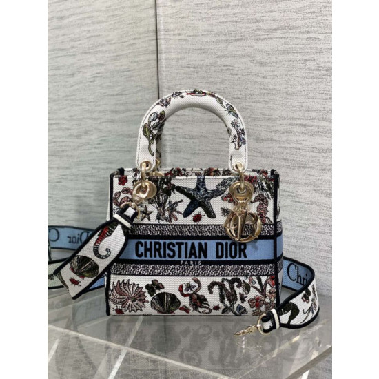 Borsa Dior Medium Lady D-Lite con ricamo Constellation Blu/Bianco Borsa Dior Medium Lady D-Lite con ricamo Constellation Blu/Bianco