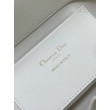 Borsa Dior Toujours Vertical Tote piccola con portafortuna bianco