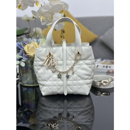 Borsa Dior Toujours Vertical Tote piccola con portafortuna bianco