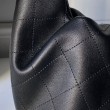 Bora Pari all'originale replica hobo Chanel con finiture metallo dorato AS5976 Nero