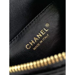 Borsa hobo Chanel piccola Pearls AS5898 pelle di vitello nera
