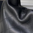 Borsa hobo grande Chanel con finiture metallo dorato AS5967 Nero