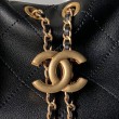 Borsa hobo grande Chanel con finiture metallo dorato AS5967 Nero