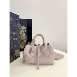 Borsa Tote Dior Toujours mini in Macrocannage rosa