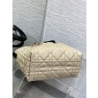 Borsa Tote Dior Toujours piccola/media/grande in pelle di vitello macrocannage beige cipria