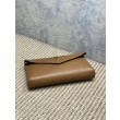 Pochette grande YSL Saint Laurent Cassandre Marrone