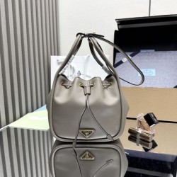Replica qualità specchio Borsa a secchiello Prada Darling Mini 1BE087 Grigio